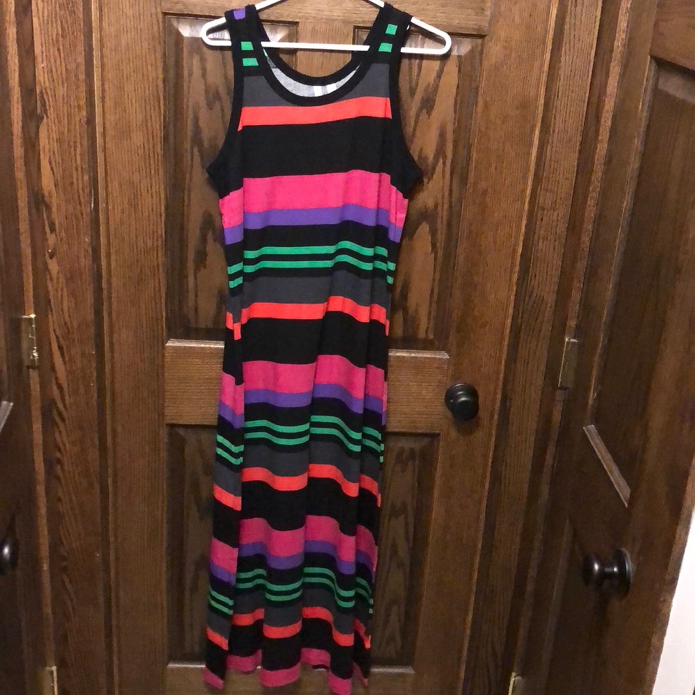 Fun summer Maxi dress! - Picture 1 of 3